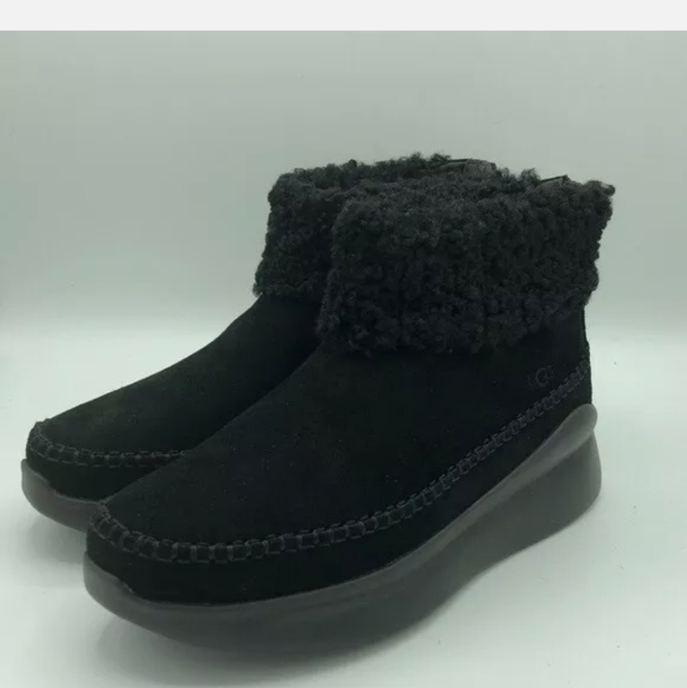 Uggs boots - Picture 6 of 6